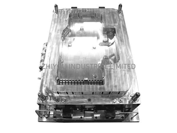 Movable Mold For Bottom Guard Plate
